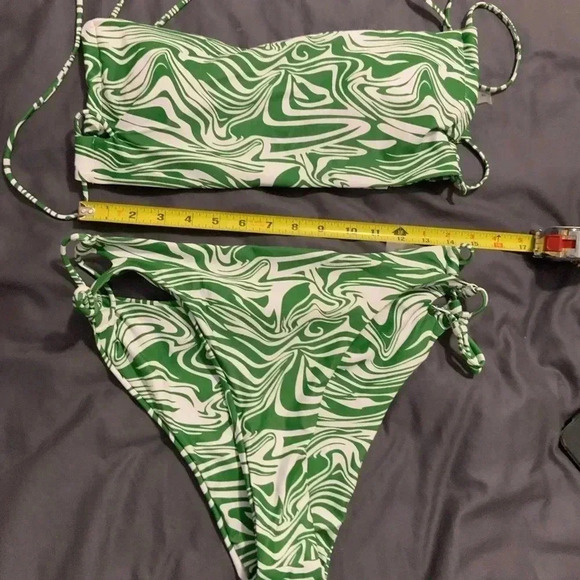 SHEIN BIKINI NWOT GREEN & WHITE SIZE XL - Picture 2 of 3
